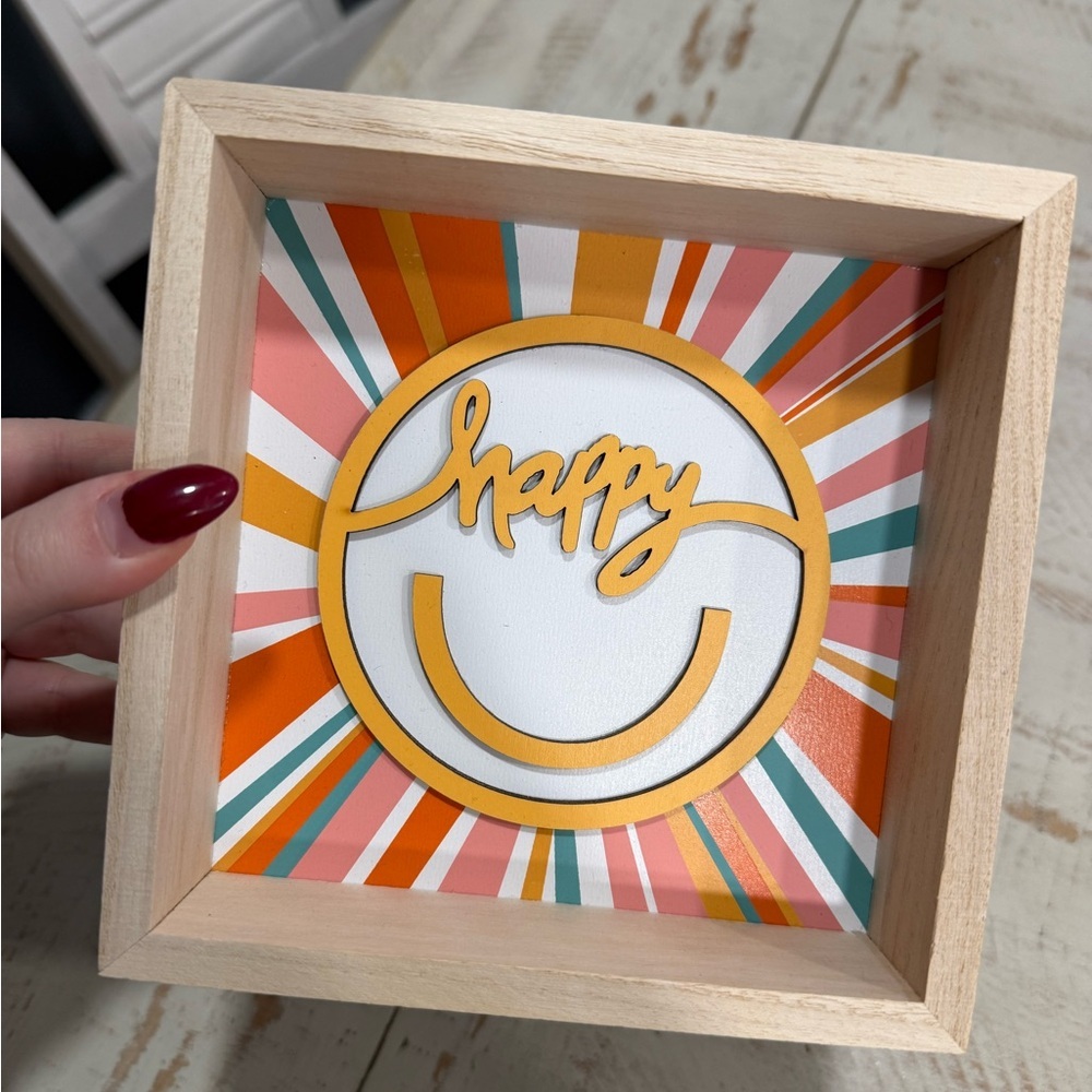 “Happy” Wooden 3D sign - Picture 2 of 6